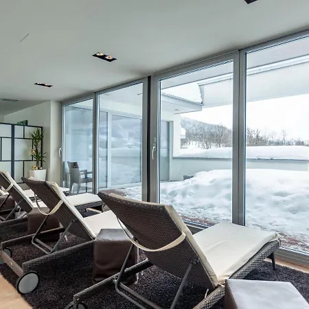 Swanky In Near Slopes With 2 Sauna 아파트 *